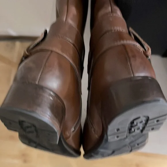 CLARKS Plaza Steer Brown Strappy Leather Riding boots Size 9 - Picture 8 of 14